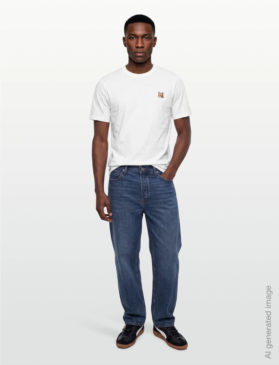 Maison Kitsune - FOX HEAD PATCH REGULAR TEE-SHIRT - kurzärmelige t-shirts - white - 0