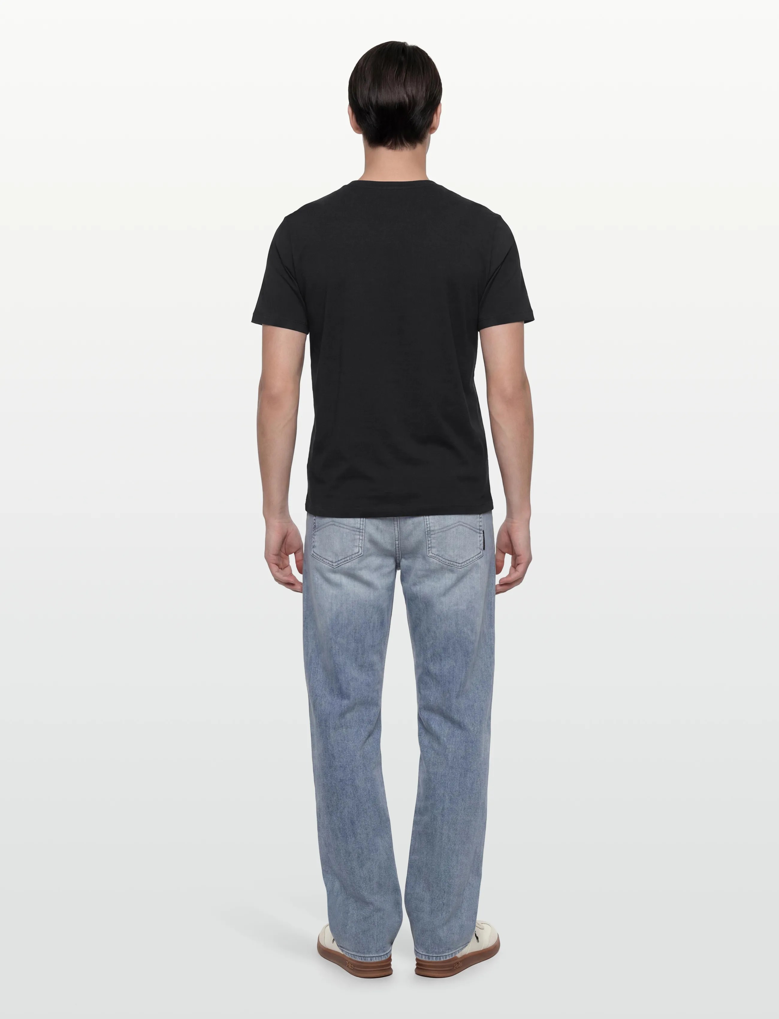 Maison Kitsune - FOX HEAD PATCH REGULAR TEE-SHIRT - short-sleeved t-shirts - black - 4