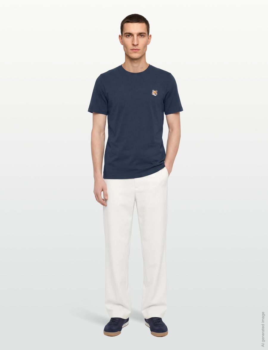 Maison Kitsune - FOX HEAD PATCH REGULAR TEE-SHIRT - kurzärmelige t-shirts - ink blue - 0