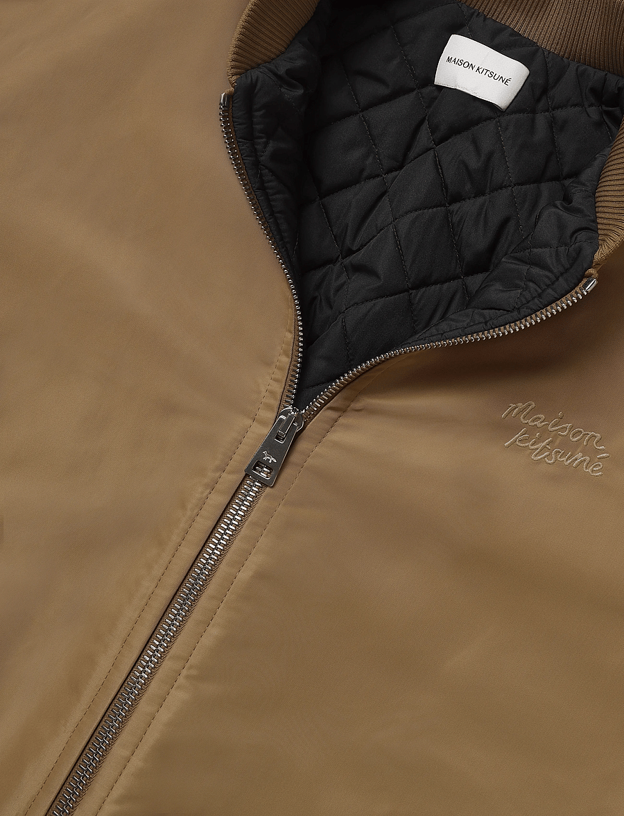 Maison Kitsune - BOMBER IN NYLON WITH LOGO HANDWRITING EMBROIDERY - herbstjacken - taupe - 2