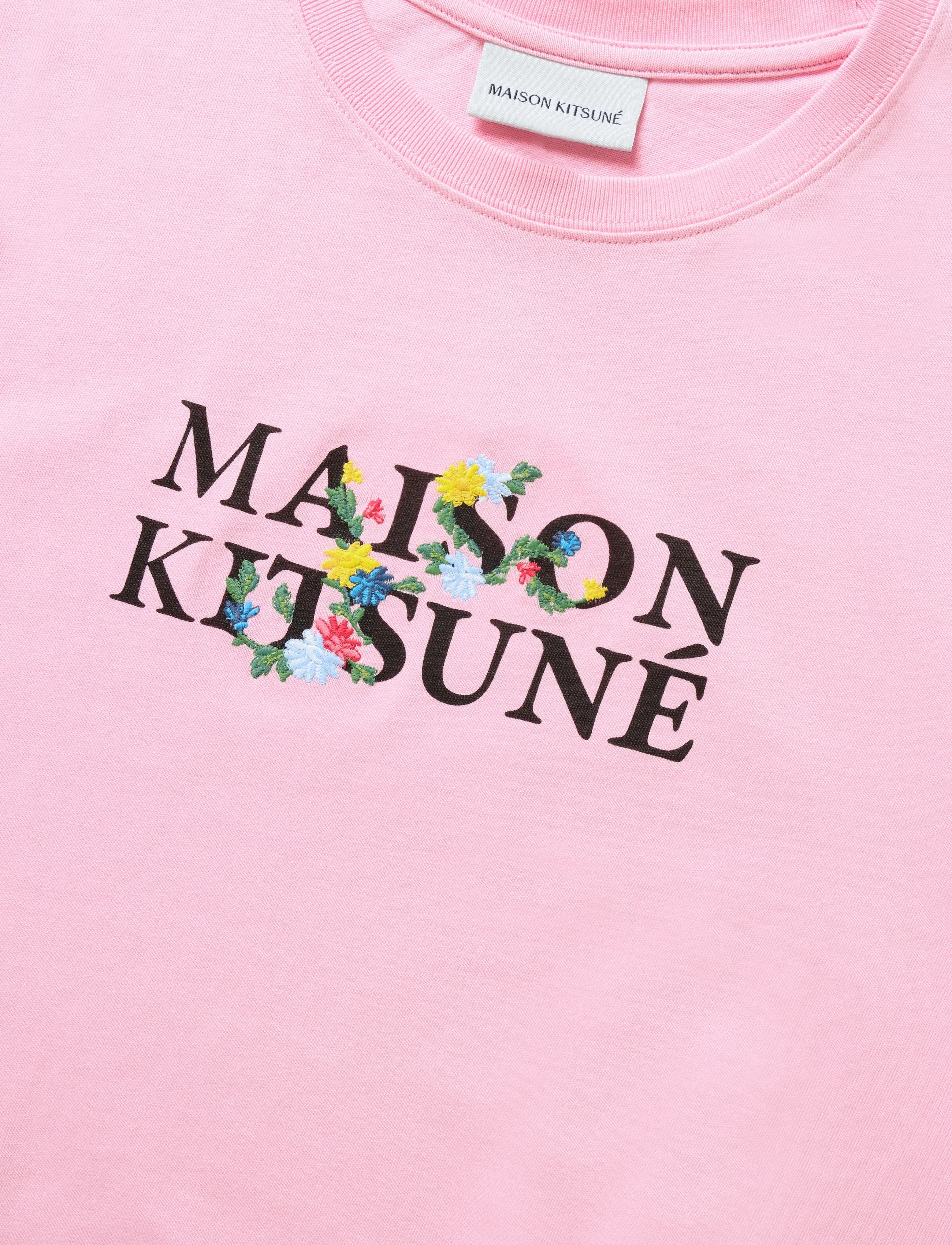 Maison Kitsune - MAISON KITSUNE FLOWERS COMFORT TEE-SHIRT - t-shirts - pale pink - 5