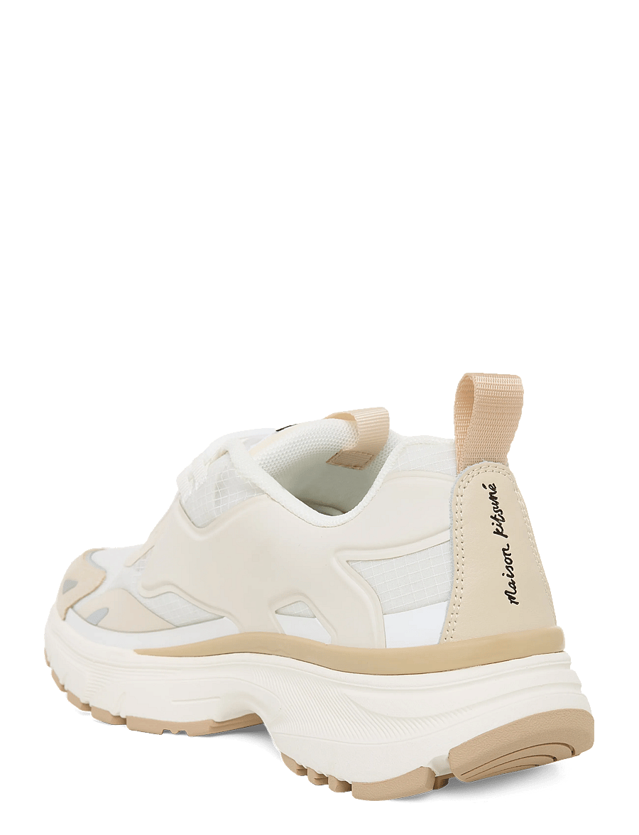 Maison Kitsune - "SORA" RUNNERS - low-top sneaker - paper - 1
