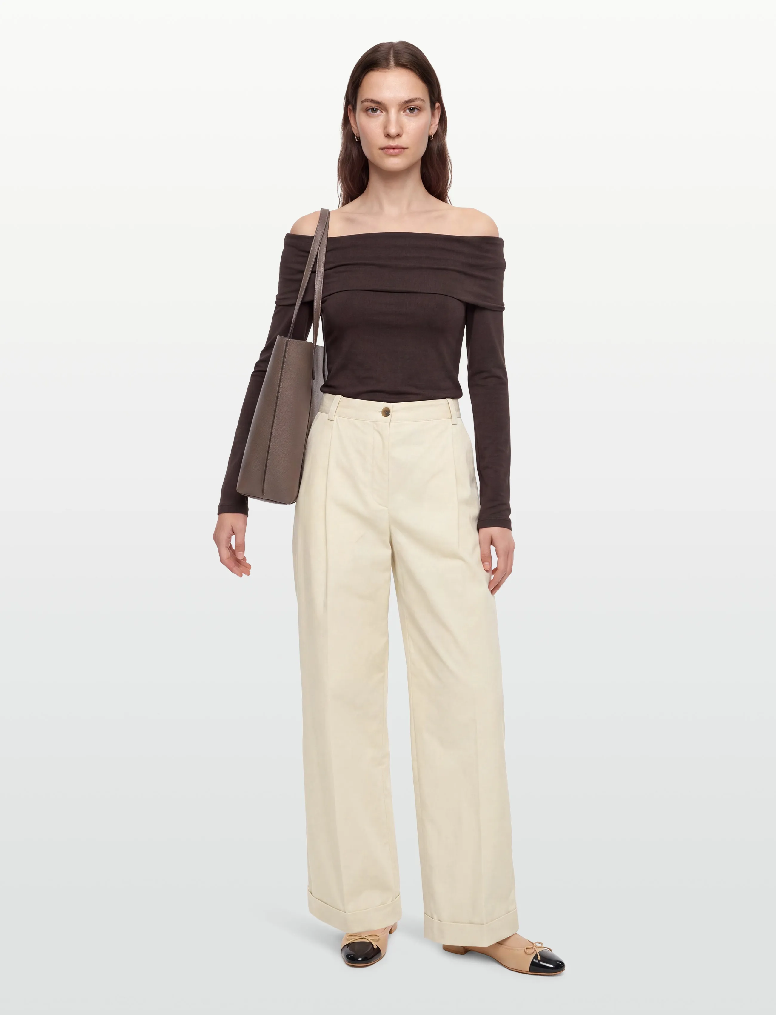 Maison Kitsune Double Pleats Pants, 38, Trousers, Creme - Wide Leg, Frauen