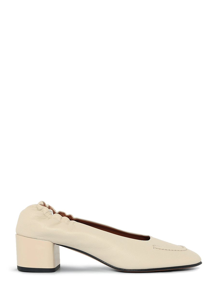 Maison Kitsune - LEATHER LOW-HEEL PUMP - pumps - paper - 2