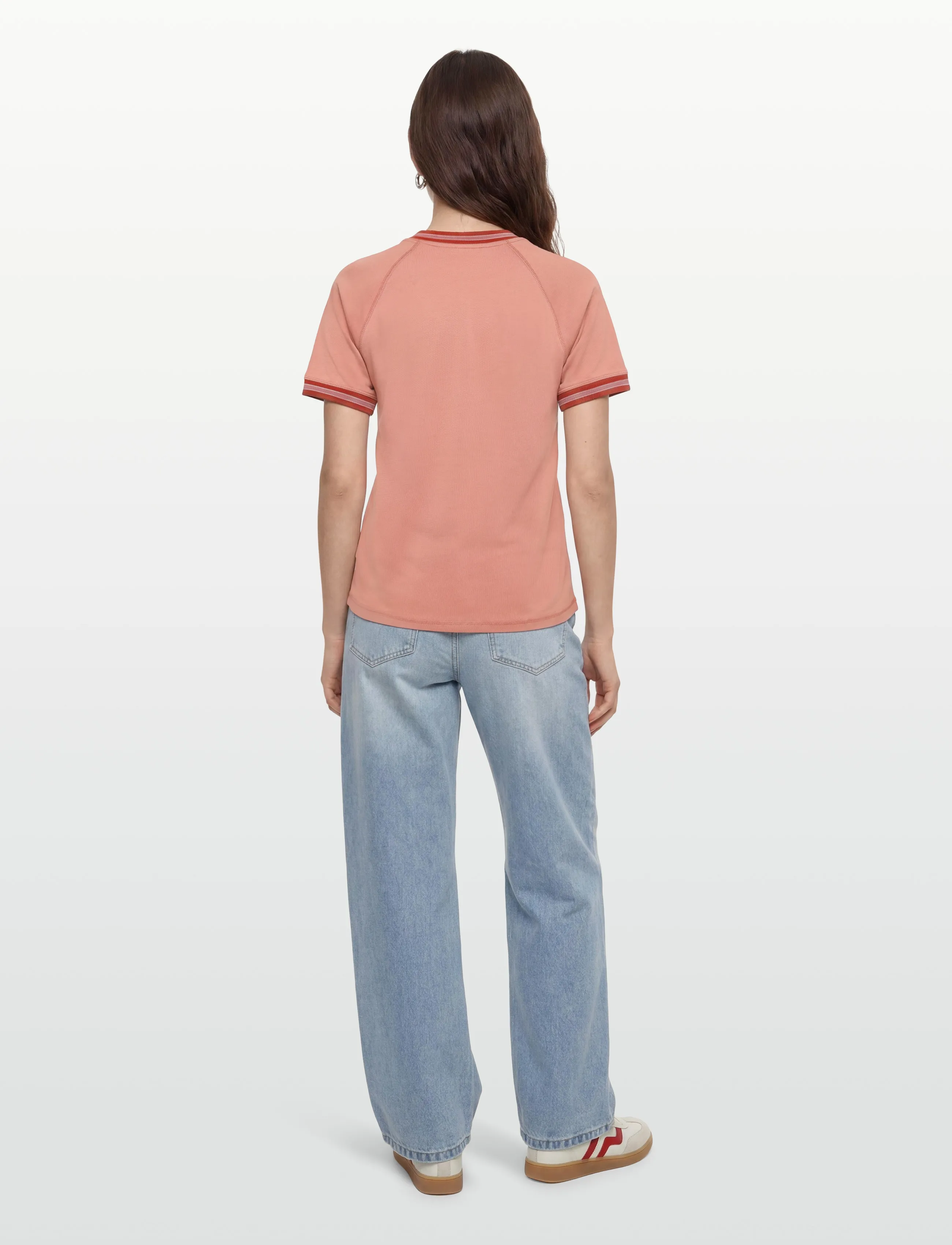 Maison Kitsune - FLASH FOX FOX RAGLAN TEE-SHIRT - t-shirts - acer leaf - 4