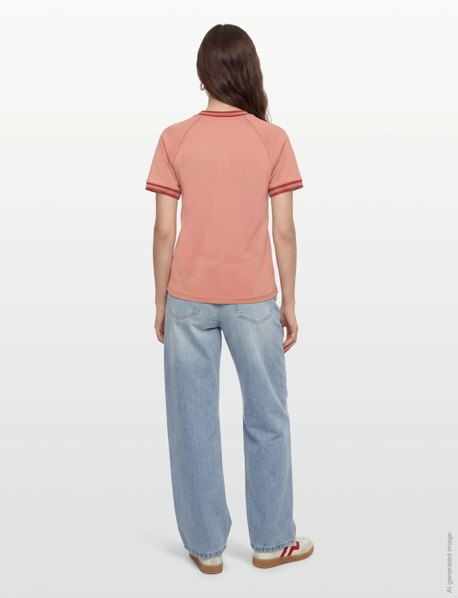 Maison Kitsune - FLASH FOX FOX RAGLAN TEE-SHIRT - t-shirts - acer leaf - 4