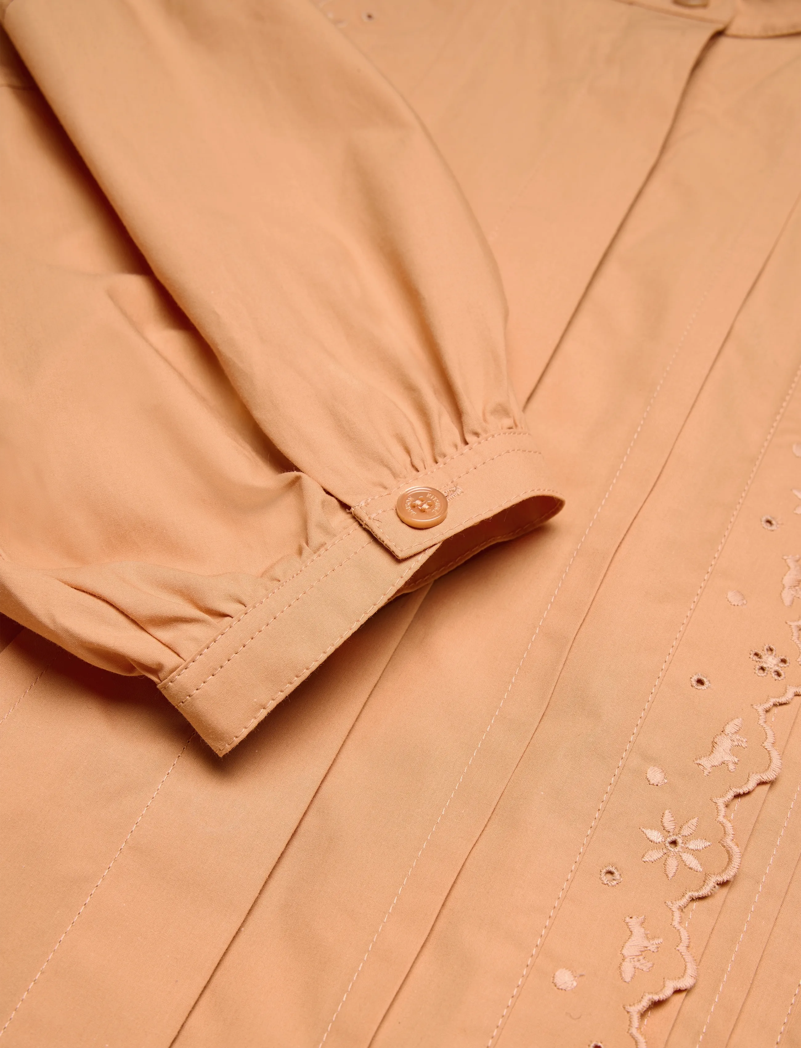 Maison Kitsune - CRAFTED EMBROIDERY MAXI SLEEVE SHIRT - long-sleeved shirts - saddle - 2