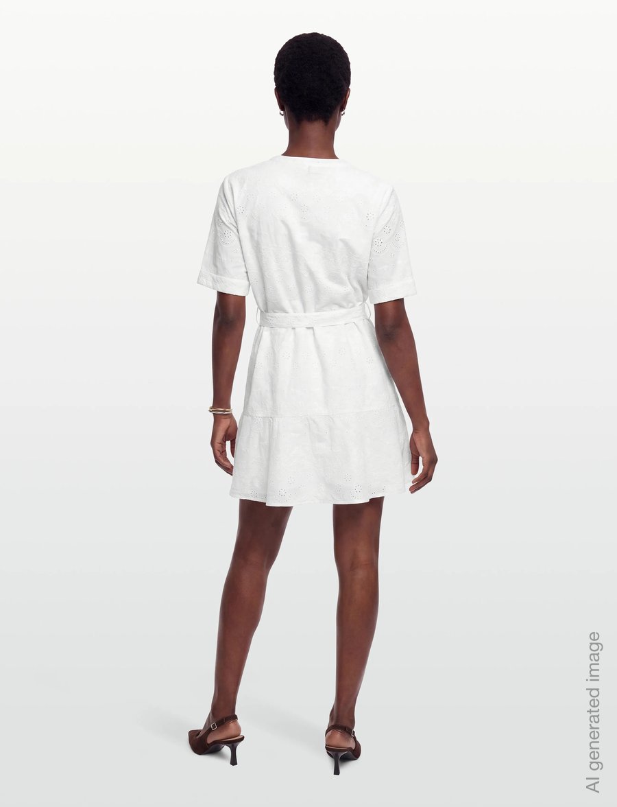 Maison Kitsune - BRODERIE ANGLAISE GODET MINI DRESS - zomerjurken - white - 4