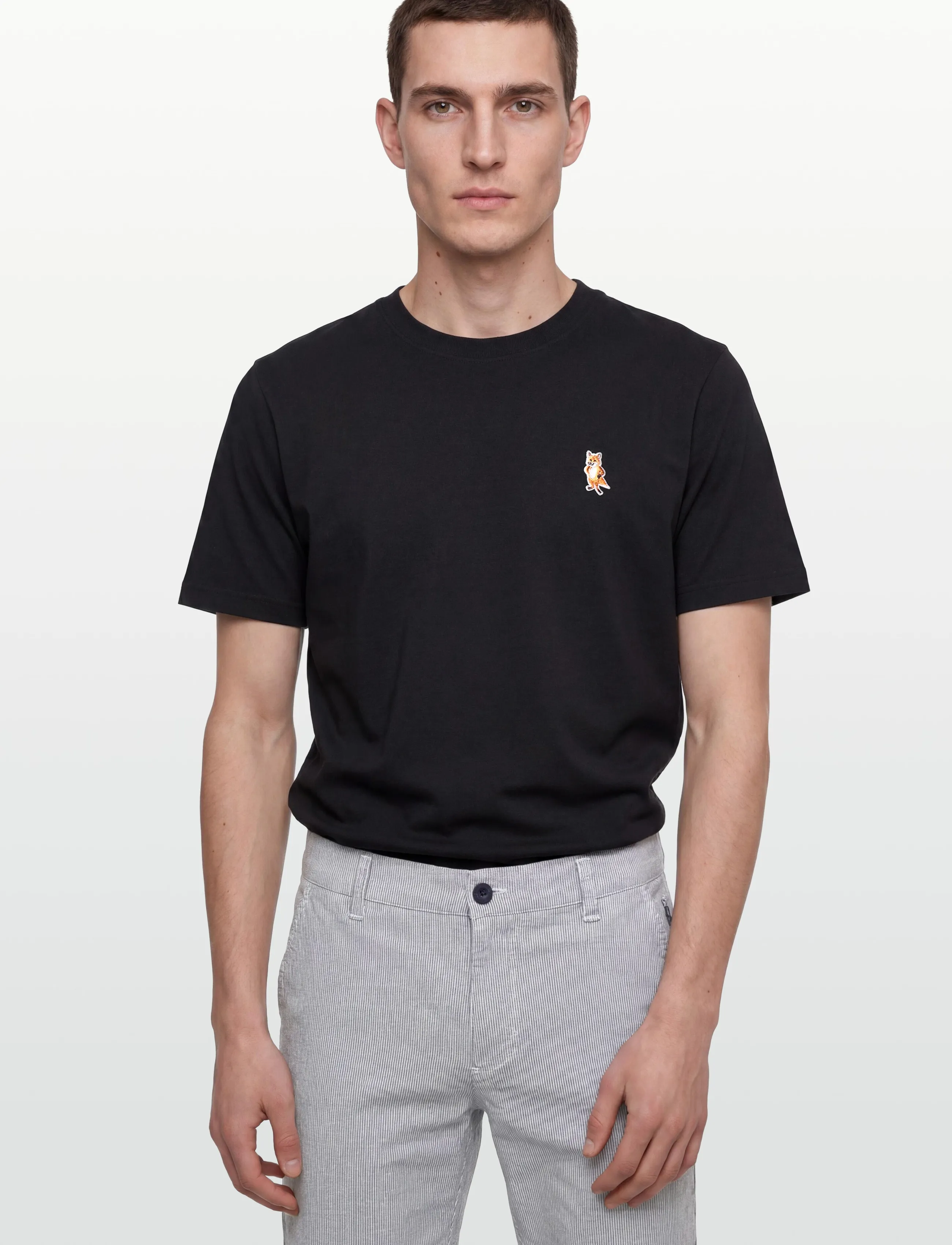 Maison Kitsune Standing Fox Comfort Tee-Shirt t-shirts - bas herr – bild 2