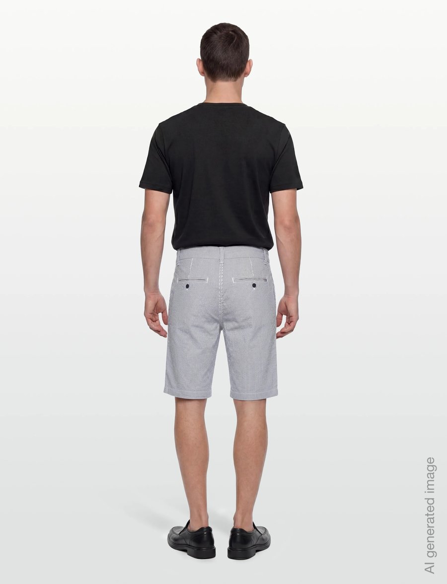 Maison Kitsune - STANDING FOX COMFORT TEE-SHIRT - kurzärmelig - black - 4