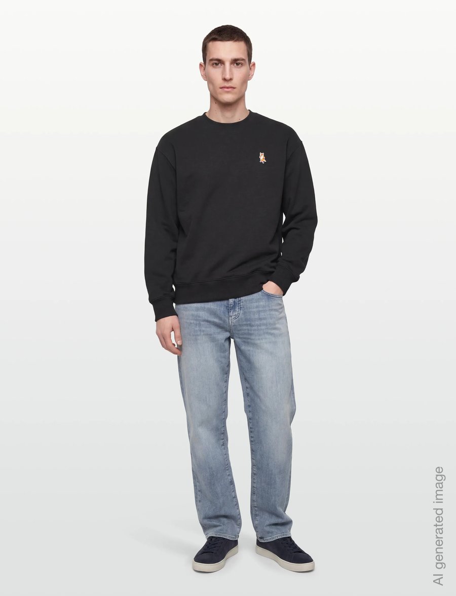 Maison Kitsune - STANDING FOX COMFORT SWEATSHIRT - swetry - black - 0