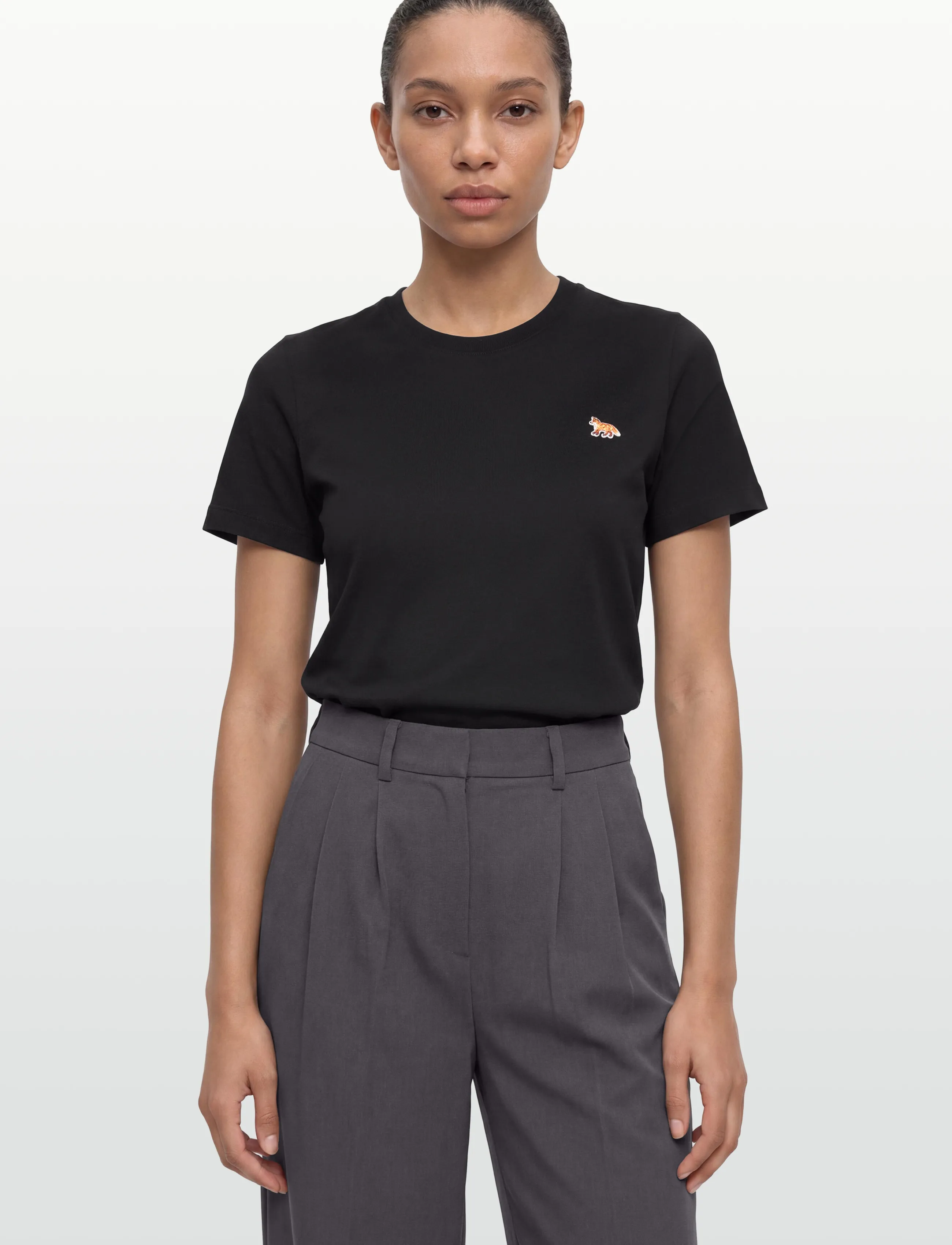 Maison Kitsune - BABY FOX PATCH REGULAR TEE SHIRT - t-shirts - black - 3