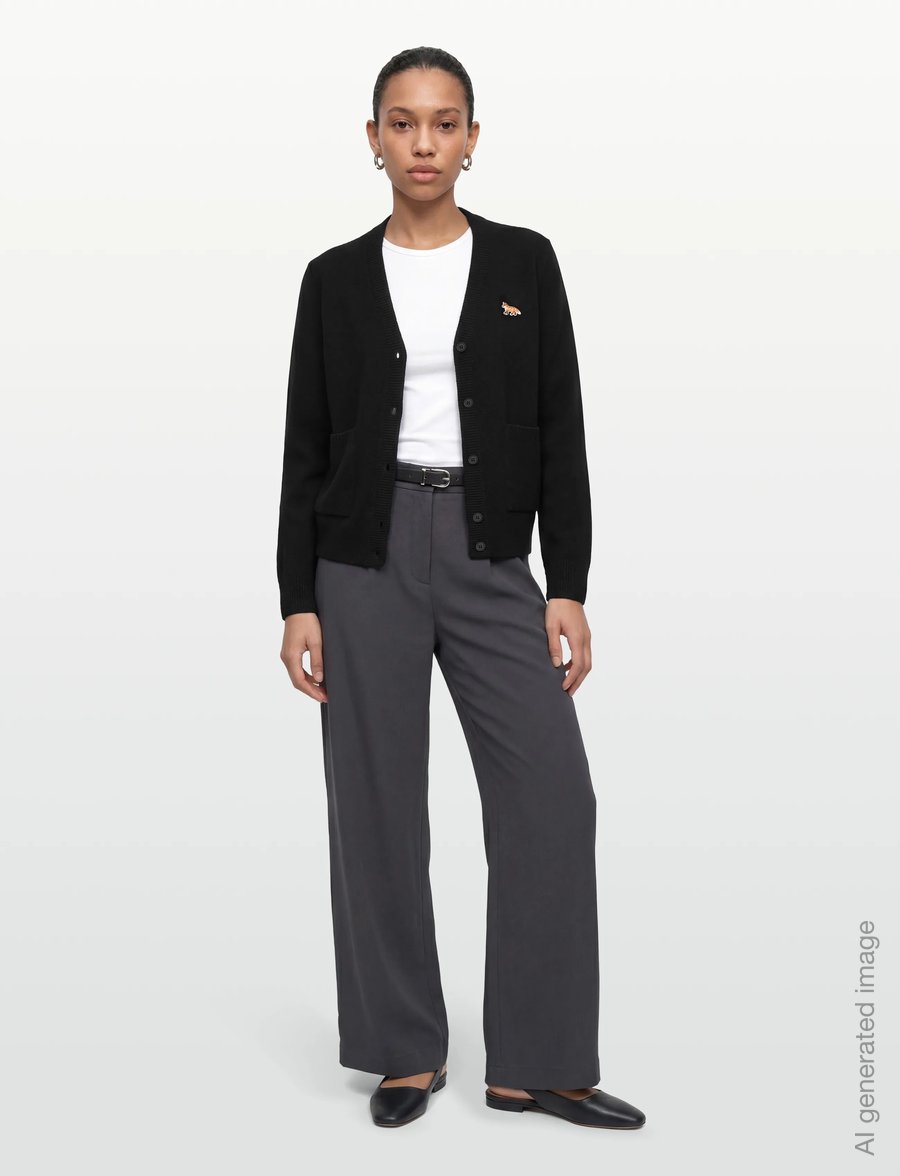 Maison Kitsune - BABY FOX PATCH BOXY CARDIGAN - strickjacken - black - 0