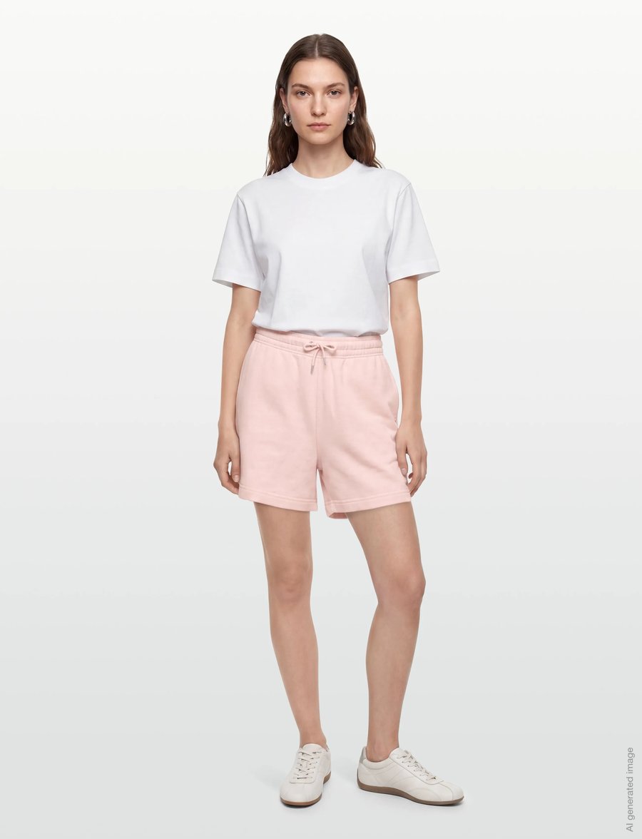 Maison Kitsune - 6-18 MAISON KITSUNE BEACH CLUB JOG SHORT - sweatshorts - milkshake - 0