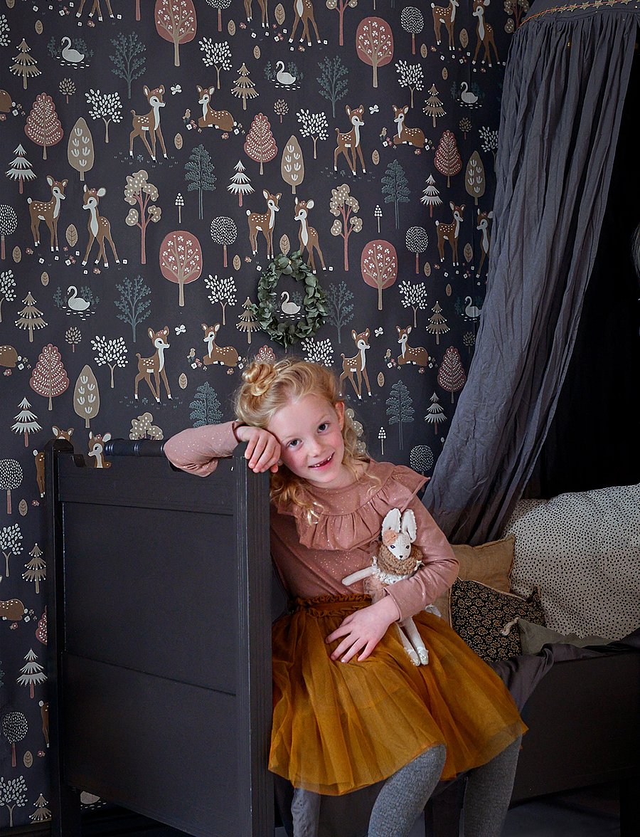 Majvillan - Wallpaper Golden woods deep grey - tapeten - deep grey - 1