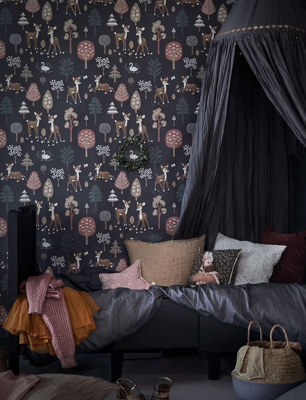 Majvillan - Wallpaper Golden woods deep grey - tapeten - deep grey - 5