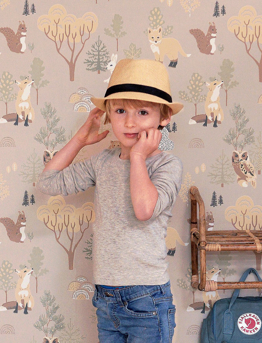 Majvillan - Wallpaper Deep forest soft beige - tapeedid - soft beige - 2