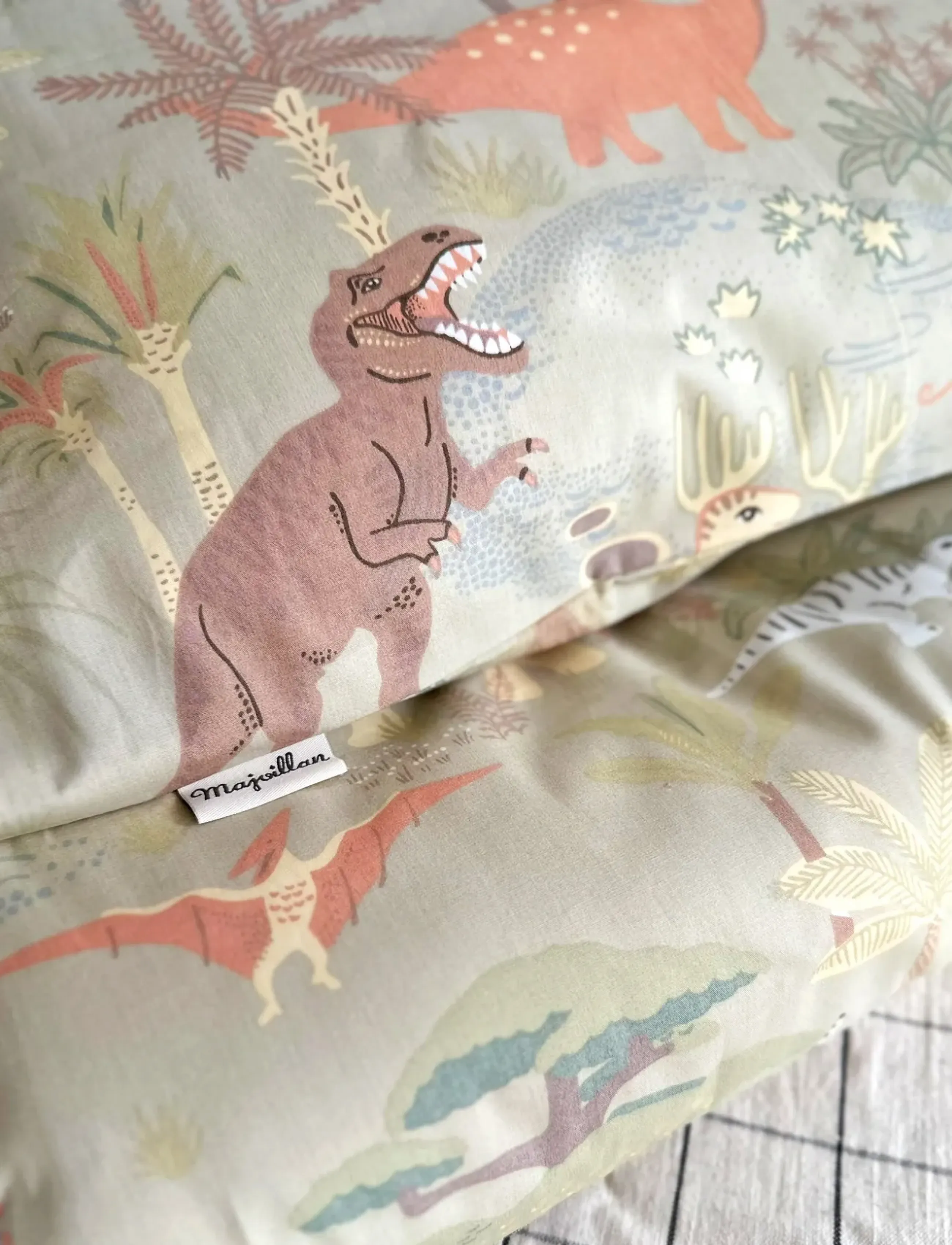 Majvillan - Dinosaur Vibes green single bed set 150x210 cm - bettwäsche-set - green - 4