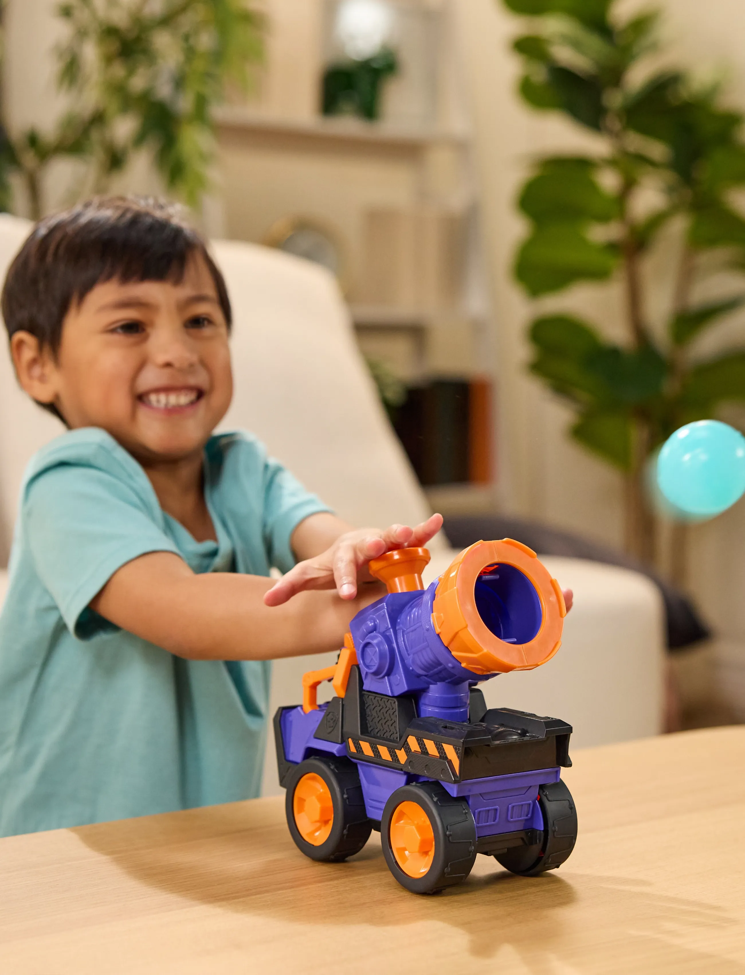 Paw Patrol - Rubble & Crew Mix's Mega Blaster Vehicle - lekset - multi - 0