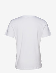 Makia - Scope T-Shirt - laagste prijzen - white - 1