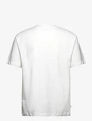 Makia - Lungs t-shirt - alhaisimmat hinnat - white - 1