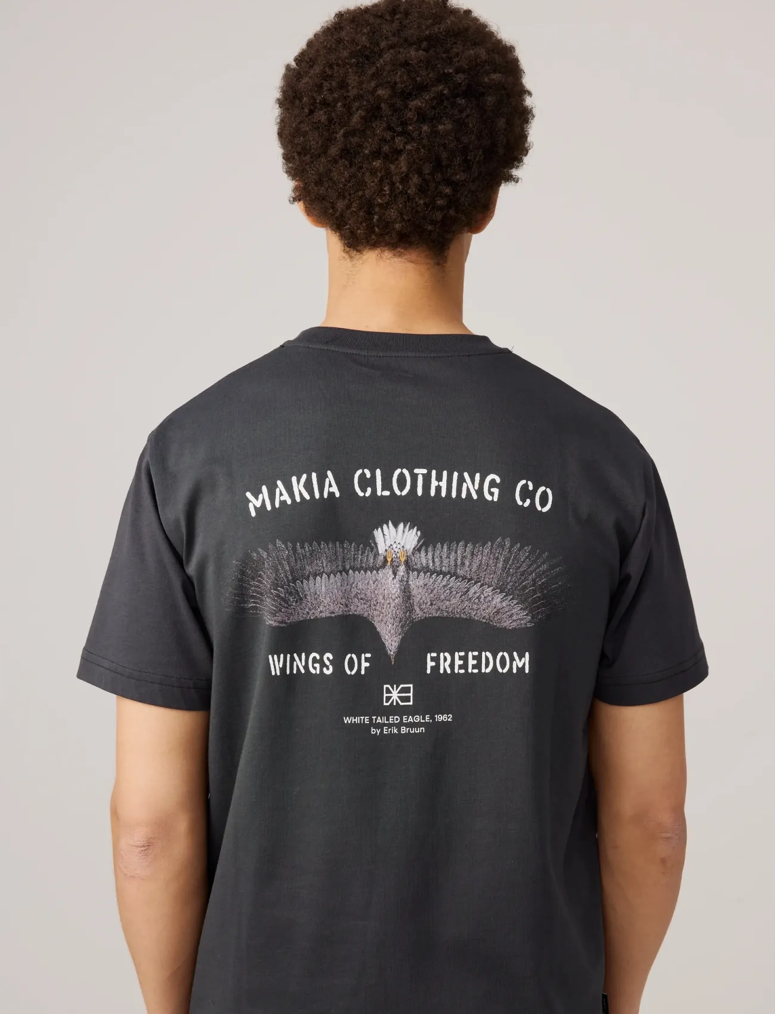 Makia - Wings t-shirt - t-särgid - carbon black - 4