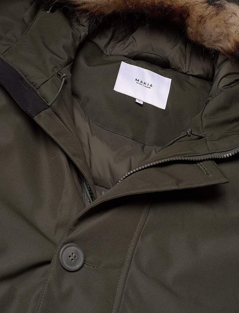 Makia - Helsinki Parka - vinterjakker - dark green - 2
