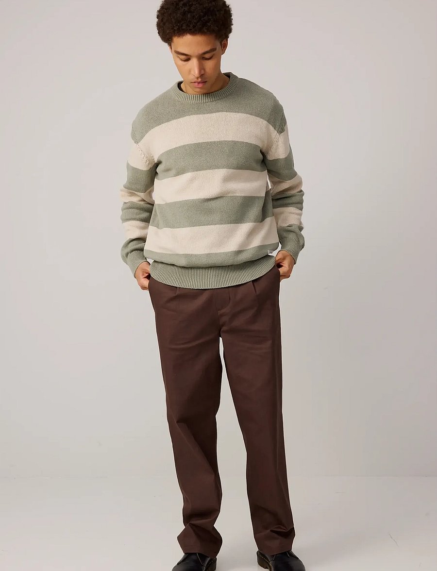 Makia - Orson Knit - rundhalsad - green - off white - 0