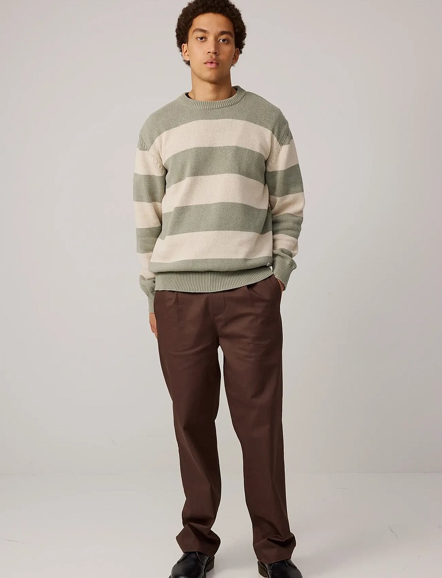 Makia - Orson Knit - rundhalsad - green - off white - 2