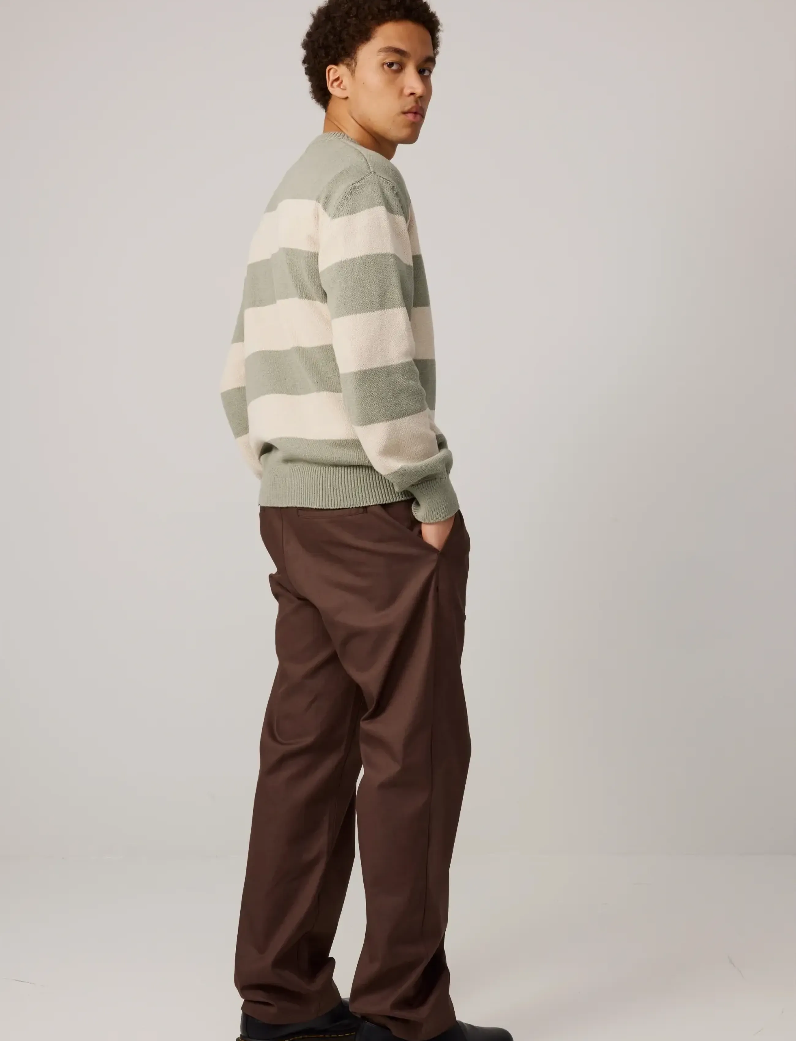 Makia - Orson Knit - rund hals - green - off white - 3