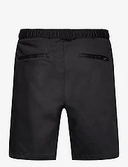 Makia - Gustaw Shorts - lühikesed vabaajapüksid - black - 1