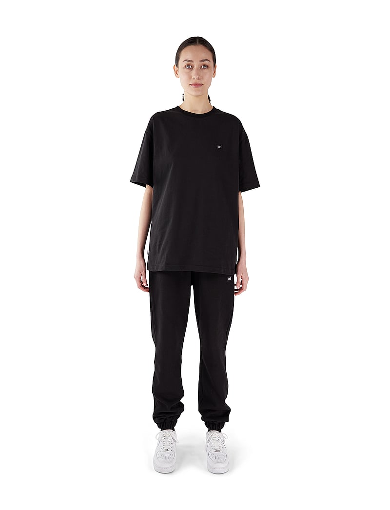 Makia - Laurel T-shirt - t-shirts - black - 0