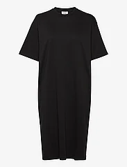 Makia - Adi T-shirt Dress - midi jurken - black - 0