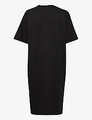 Makia - Adi T-shirt Dress - midi jurken - black - 1