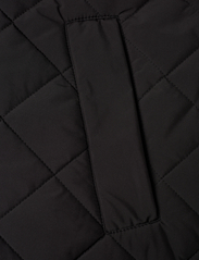 Makia - Aura Vest - puffer vests - black - 3