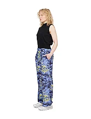 Makia - Ley Trousers - wide leg trousers - pond - 4
