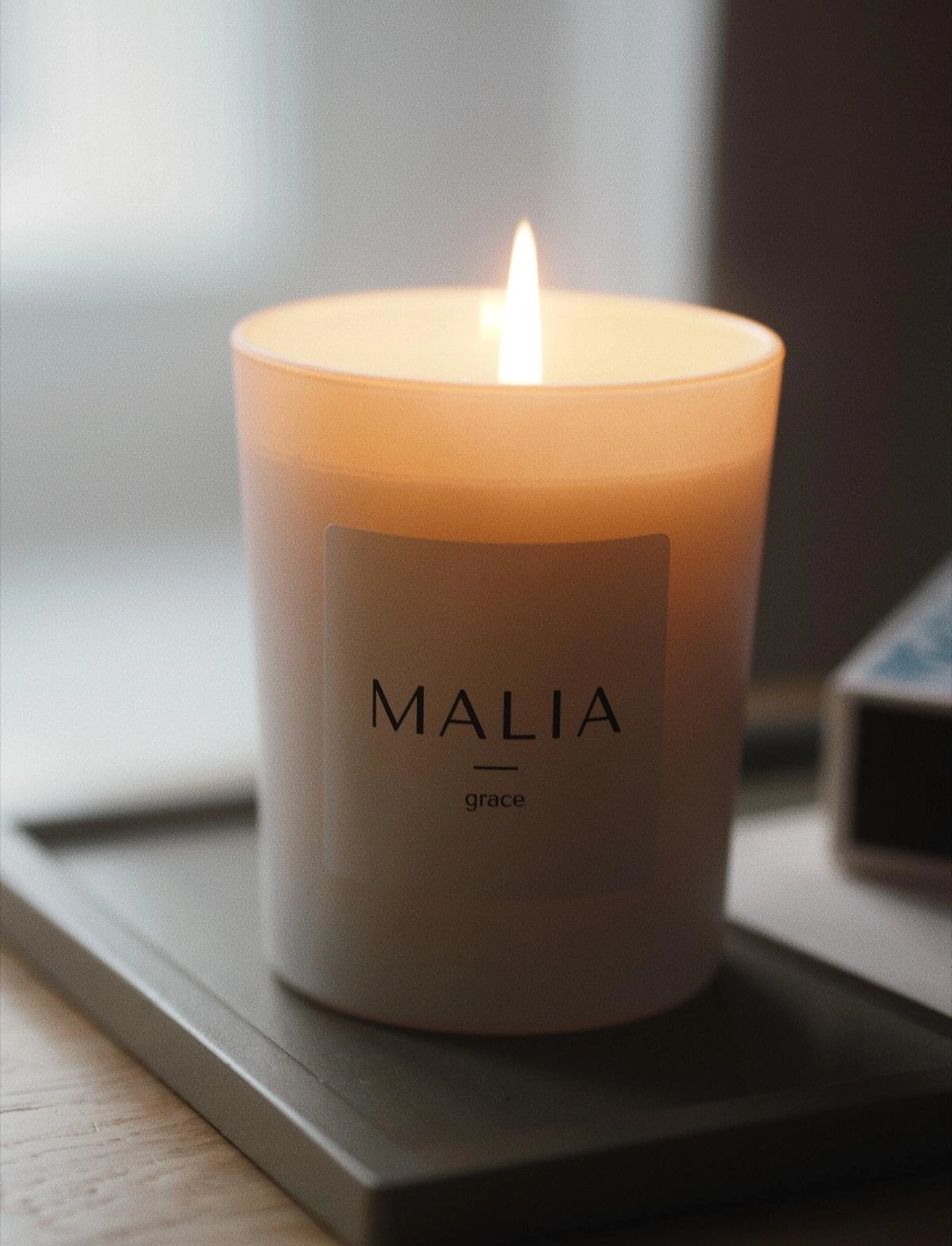 MALIA Grace Candle, 180 G, White, Hjem > Duftlys, Dame