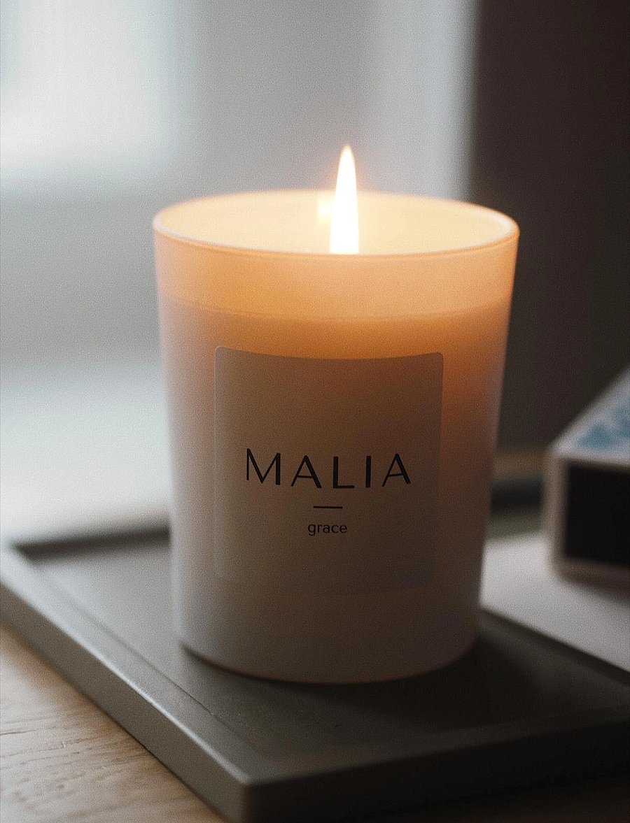 MALIA - Grace candle - above 500kr - white - 0
