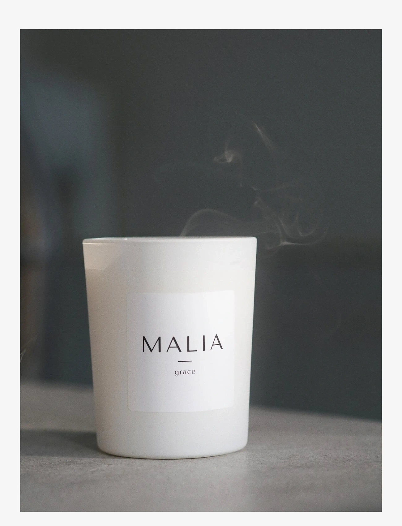 MALIA - Grace candle - yfir 7500 isk - white - 2