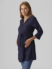 Mamalicious - MLMERCY LIA 3/4 WOVEN TUNIC 2F NOOS A. - lowest prices - navy blazer - 4