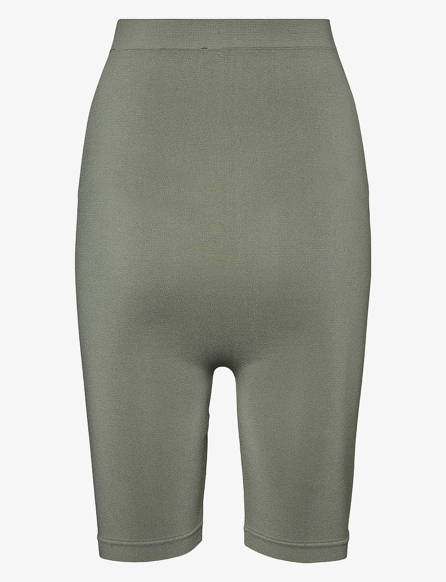 Mamalicious - MLTIA JEANNE SHORTS NOOS A. - 1/2 länge - laurel wreath - 2