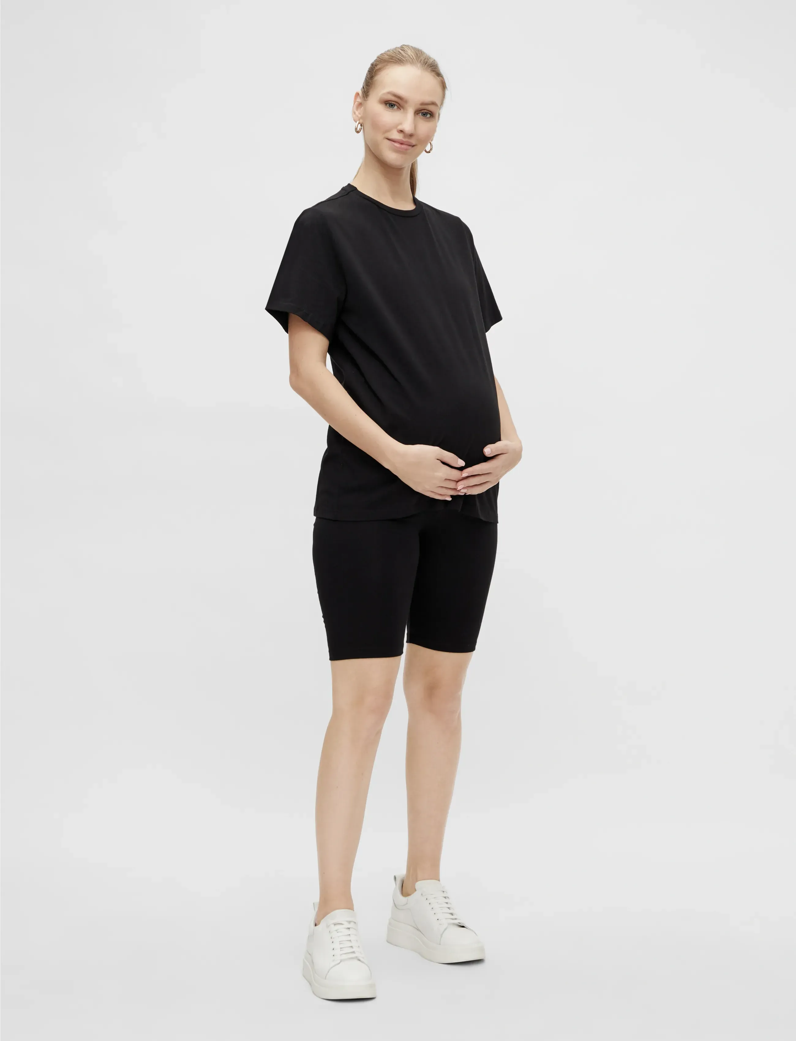 Mamalicious - MLSALLY SOLID T-SHIRT & SHORTS SET NOOS - die niedrigsten preise - black - 3