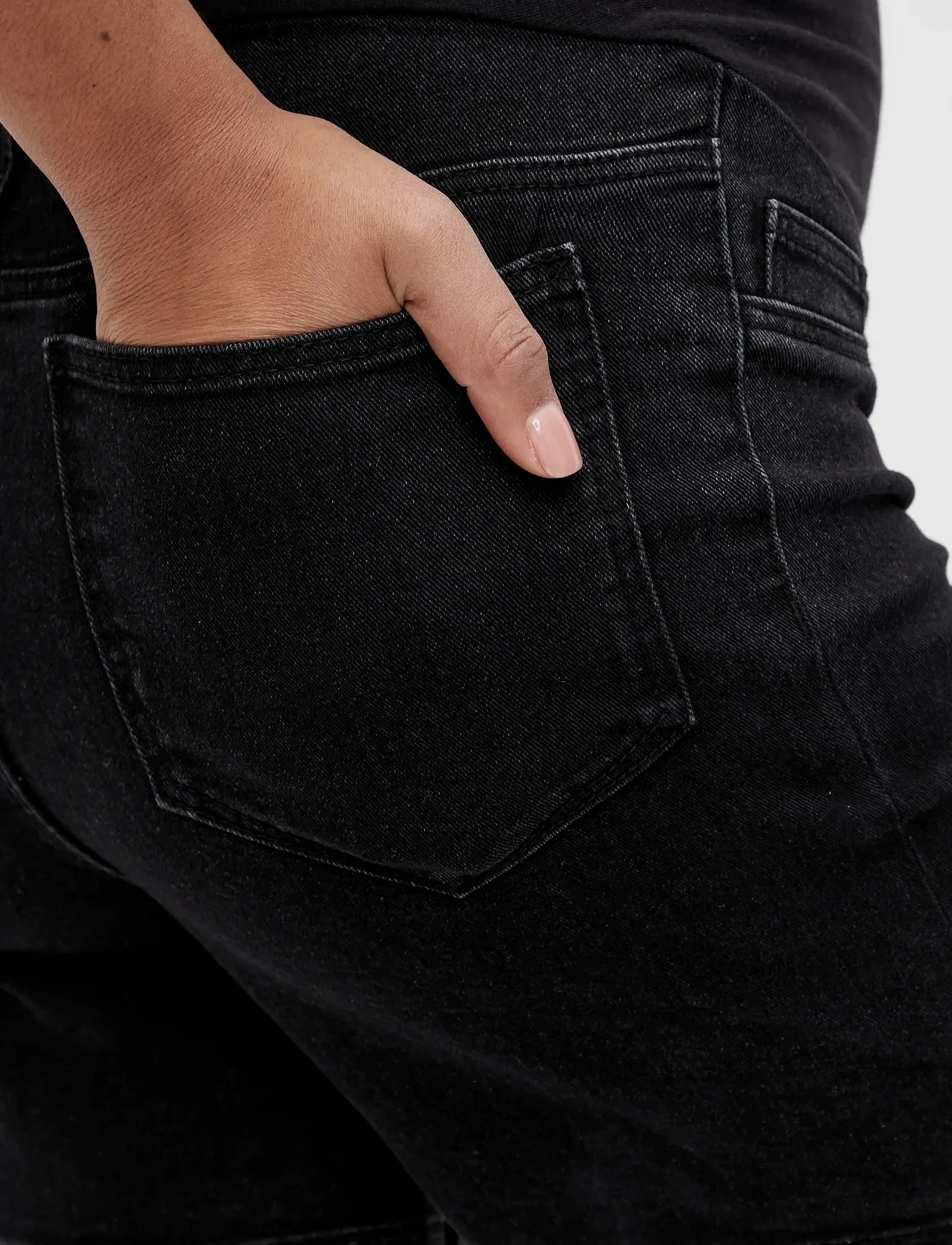 Mamalicious - MLAMY SKINNY BLACK SHORTS V. - die niedrigsten preise - black denim - 5