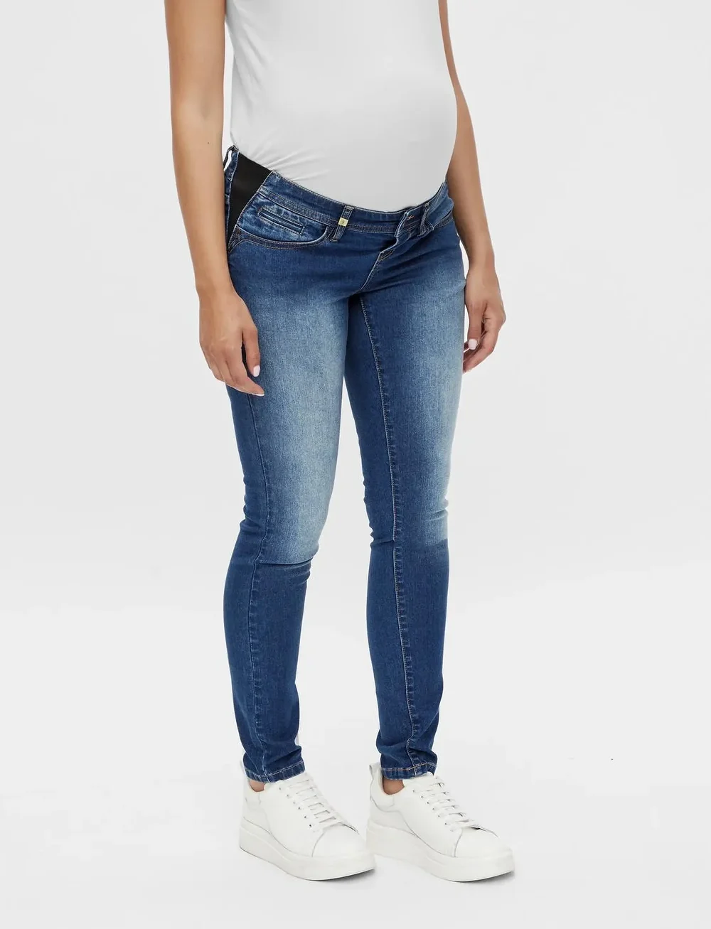Mamalicious - MLESSA SLIM FIT DMB JEANS W. ELASTIC - underdele - medium blue denim - 0
