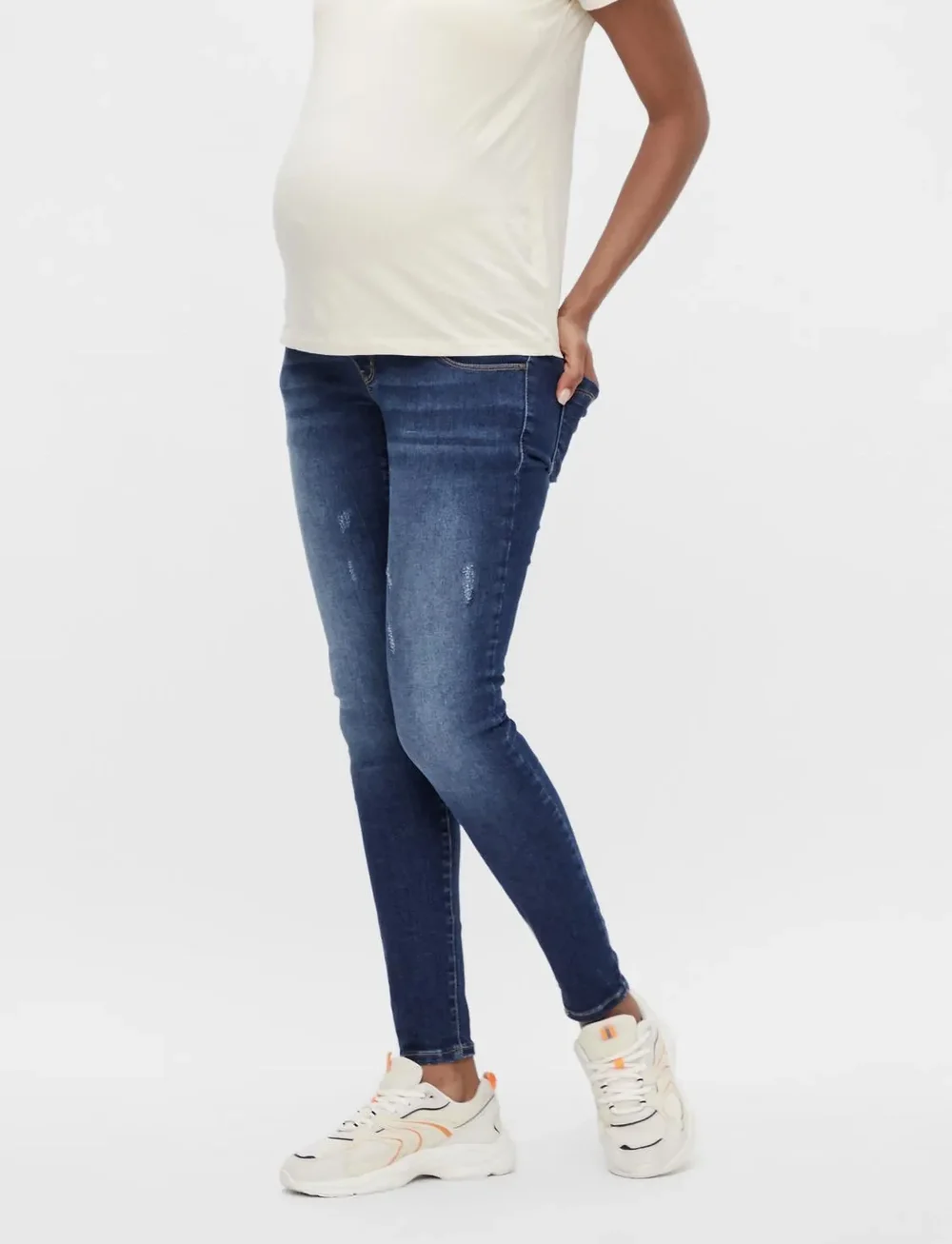 Mamalicious - MLEMMA DMB SLIM RECYCLED JEANS A. - hosen - medium blue denim - 0