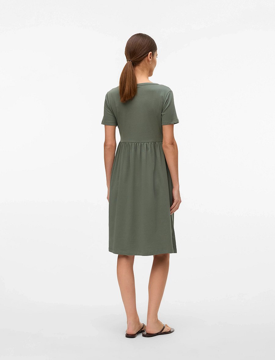 Mamalicious - MLMIA SS JRS ABK SKATER DRESS NOOS - t-shirtklänningar - agave green - 2