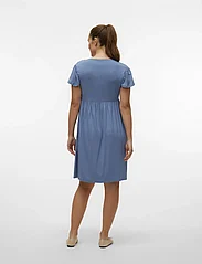 Mamalicious - MLKHLOE TESS CAP JRS SHORT DRESS A. - midi dresses - coronet blue - 2