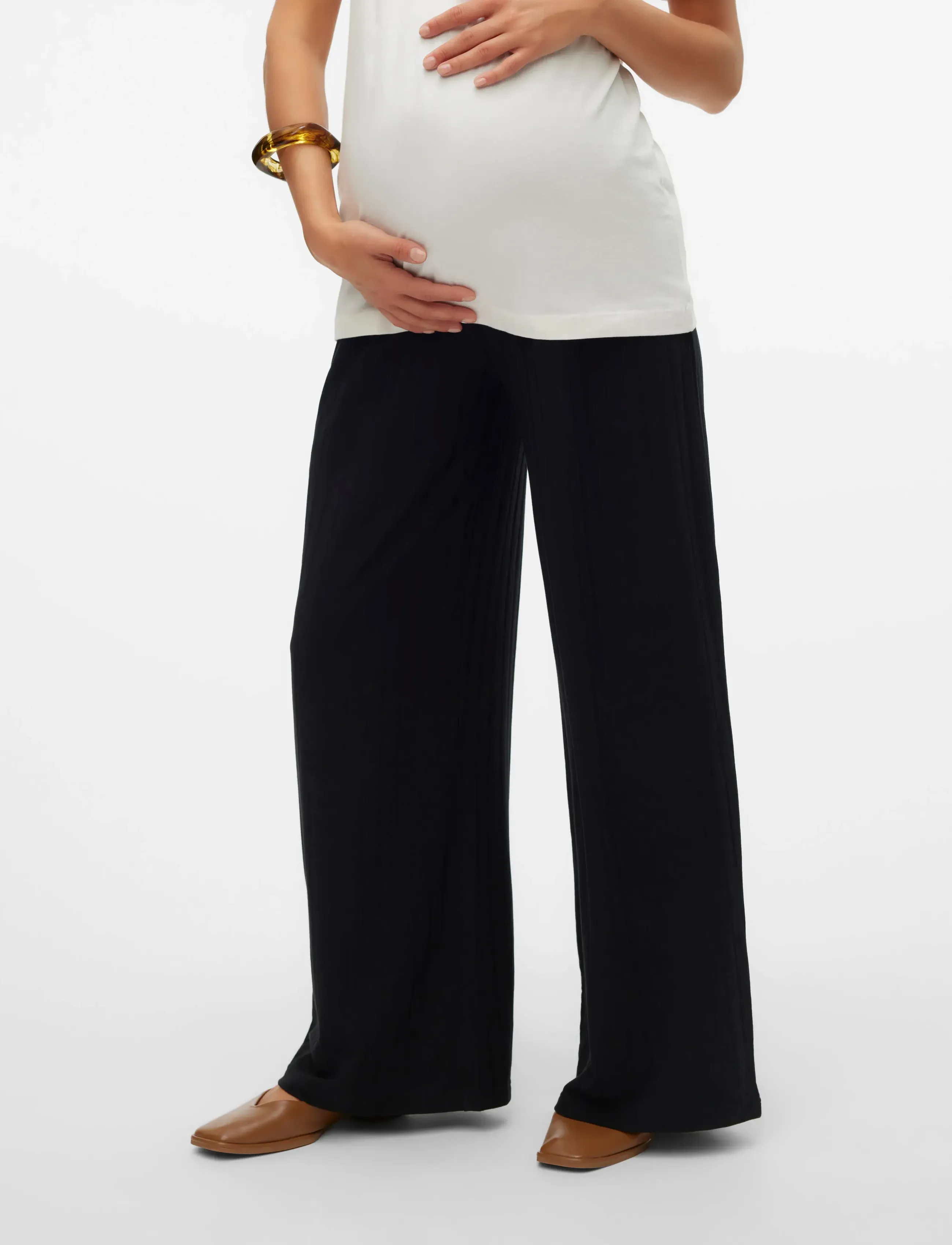 Mamalicious - MLLUCY WIDE RIB JRS PANTS HW NOOS - hosen mit weitem bein - black - 5