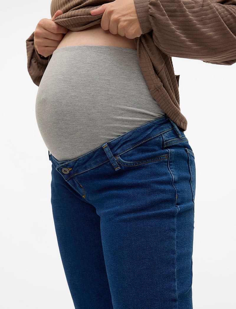 Mamalicious - MLOLIVIA DB REGULAR ANKLE JEANS - nederdelar - dark blue denim - 5