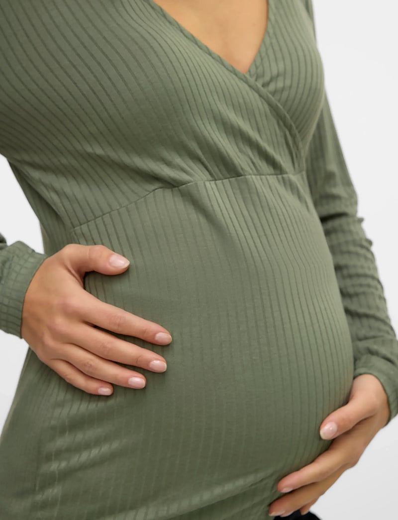 Mamalicious - MLTRINITY TESS LS JRS TOP 2F - alussärgid - agave green - 4